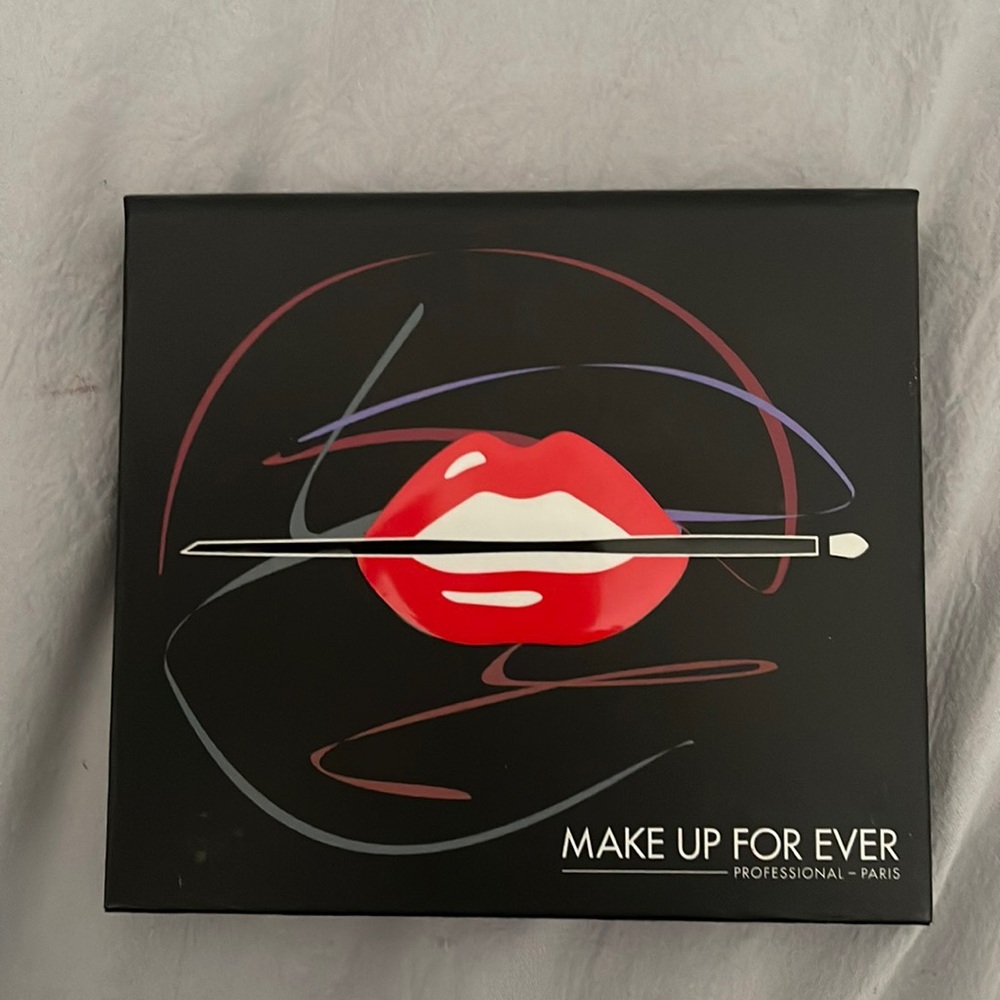 MAKE UP FOR EVER Artist Palette Volume 1 Eyeshadow